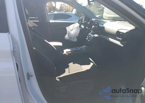 2023 Ford Explorer Xlt from USA, damaged, VIN 1FMSK7DH6PGC01622